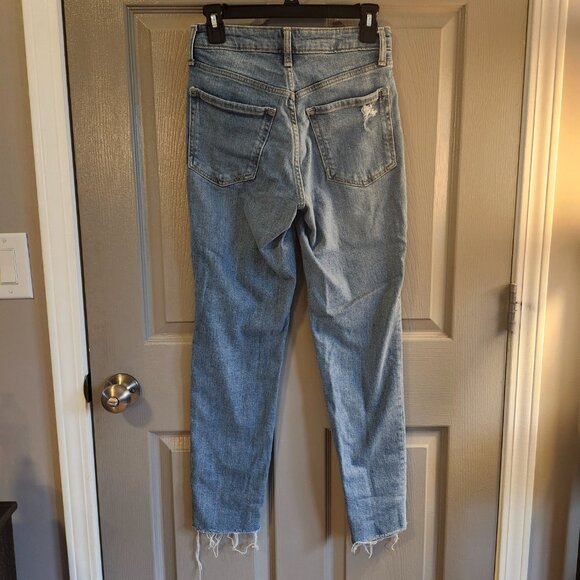 Old Navy OG Straight / Light Worn Cutoff Women's Jeans / Size 2 - Picture 3 of 6
